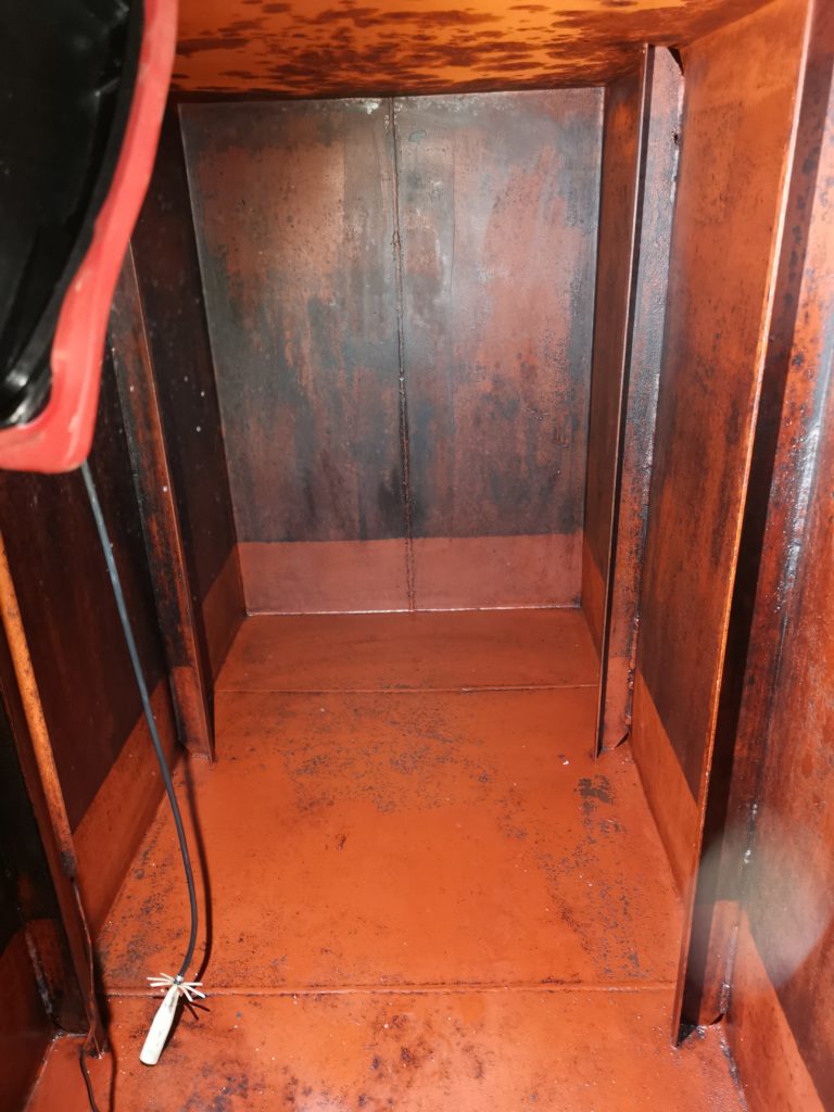 Tankraum nach den Arbeiten